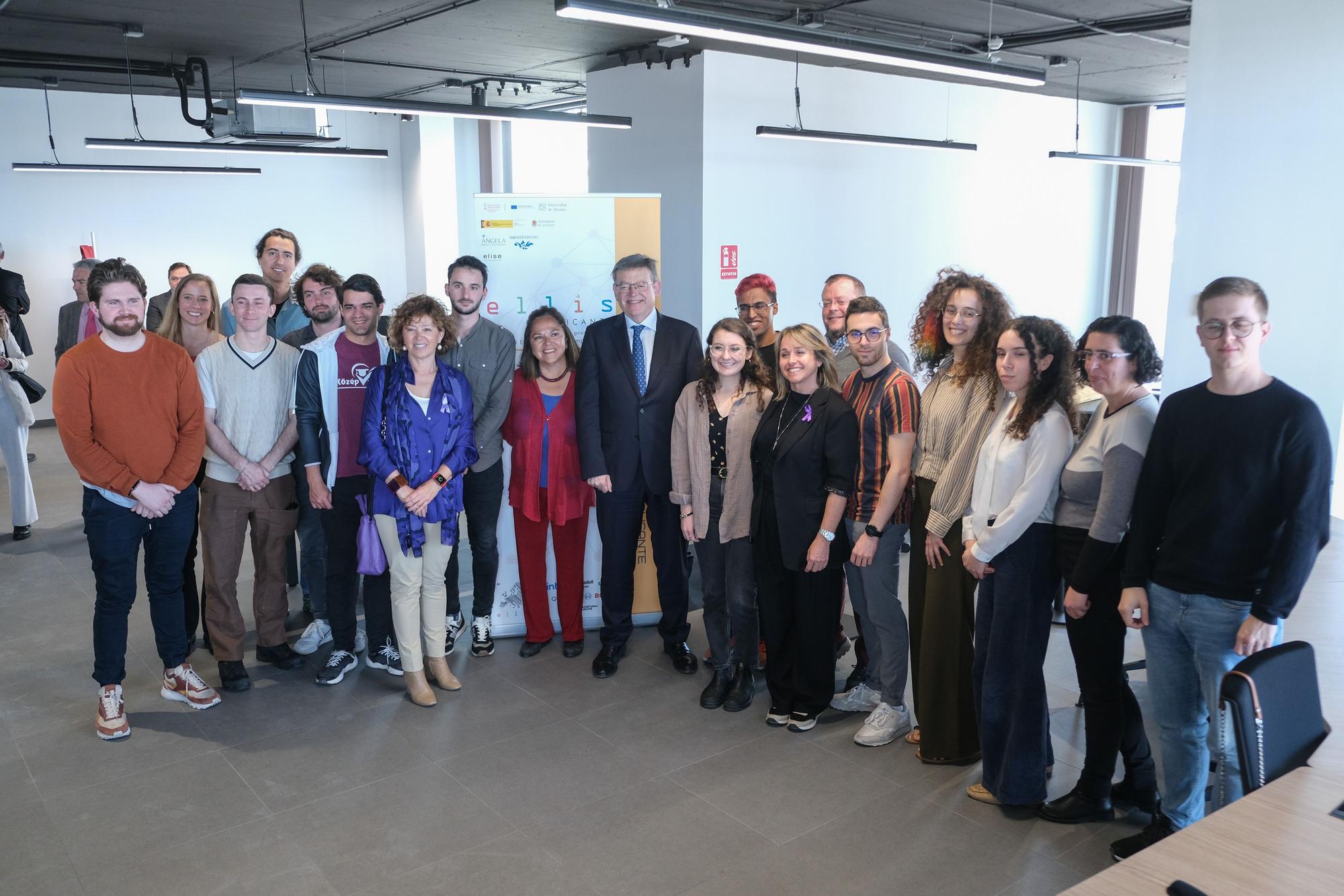 President of the Valencian Government Ximo Puig visits the 2023 ELLIS Alicante-DDMLab Joint Workshop on Human-centric Artificial Intelligence